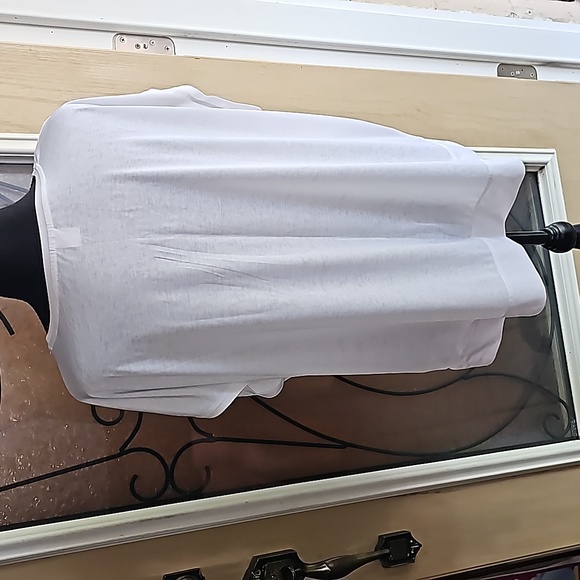 White short sleeve workout top - Picture 8 of 9